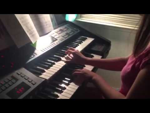 "Thriller" by Michael Jackson on the Electone