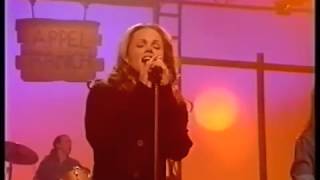 Belinda Carlisle ~Lay Down Your Arms ~ [Live 1993]