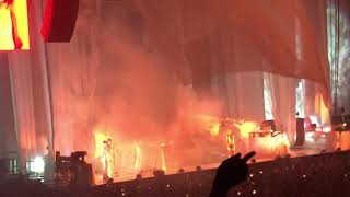 Download lagu Robyn - Intro/Send To Robin Immediately/Honey (Honey World Tour - Madison Square Garden, NYC) mp3