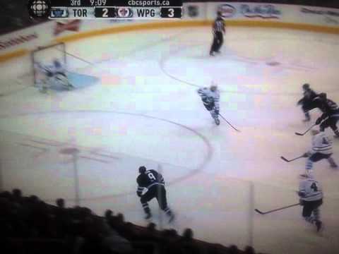 Bogo Skating - Jets vs Leafs Dec 31, 2011