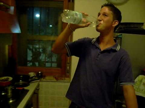 La codificazione da alcolismo di Siluro sulla casa Mai smetterò di bere lone per scaricare