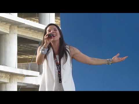 Muestrate (Frozen 2) - Carmen Sarahi Ft. Daniela Paolillo en la Caracas Comic Con Noviembre 2023