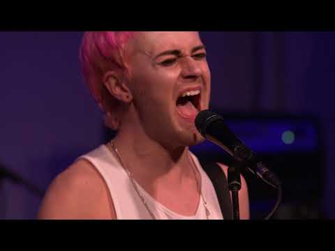 Queen Zee - Victim Age (Live on KEXP)
