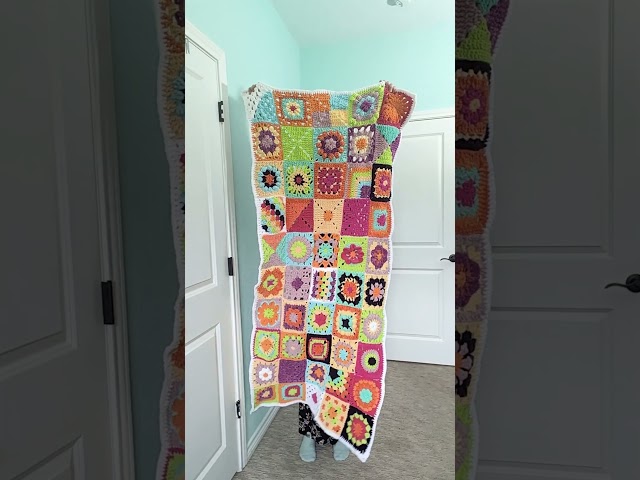Vídeo relacionado con YOYEAH Granny Square Set de Tarjetas de Ganchillo con Libro, 50 Tarjetas de Ganchillo y Accesorios para Crochet Granny Squares, Incluye Fuente de Ganchillo y folleto de Instrucciones