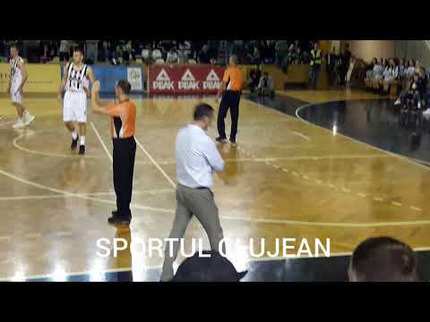 U BT Cluj - CSU Sibiu 92-64 sfertul 3