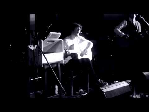 Ally Kerr - The Sore Feet Song (live)