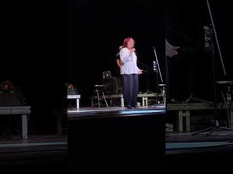 Petra Janů v Milovicích - A pak že je to hřích