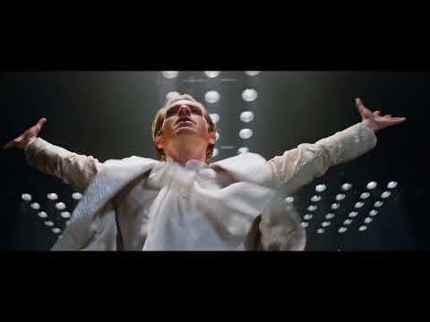 Mainstream dance scene Andrew Garfield