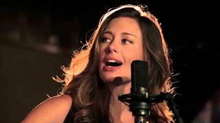 Lera Lynn - &quot;Standing on the Moon&quot; // The Bluegrass Situation