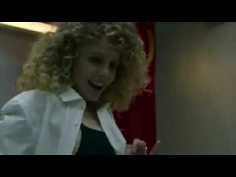 Estocolmo baila para Denver   La Casa de Papel Parte 5  Vol  2   Netflix240P