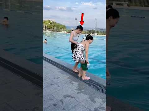 How this girl make small towel to big one #shortsvideo