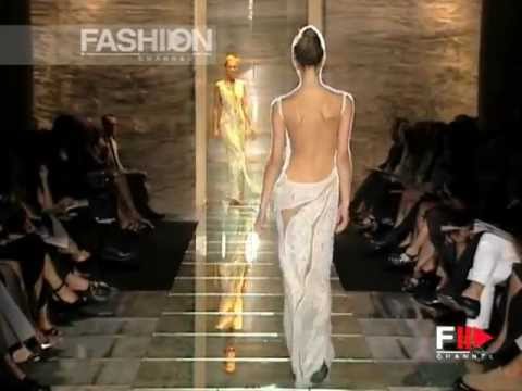 "Gianni Versace" Autumn Winter 1998 1999 Paris 4 of 4 Haute Couture woman by Fashion Channel