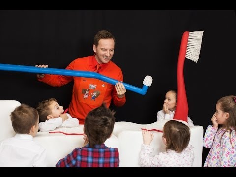 Veselé zúbky - rozprávka s pesničkou ZUBNÉ KEFKY - 2/5