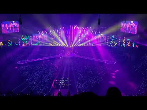 #EXO #TheElyXioninSeoul 171126 Club time Coming over, Run This, Drop that, Power CENTER CAMERA