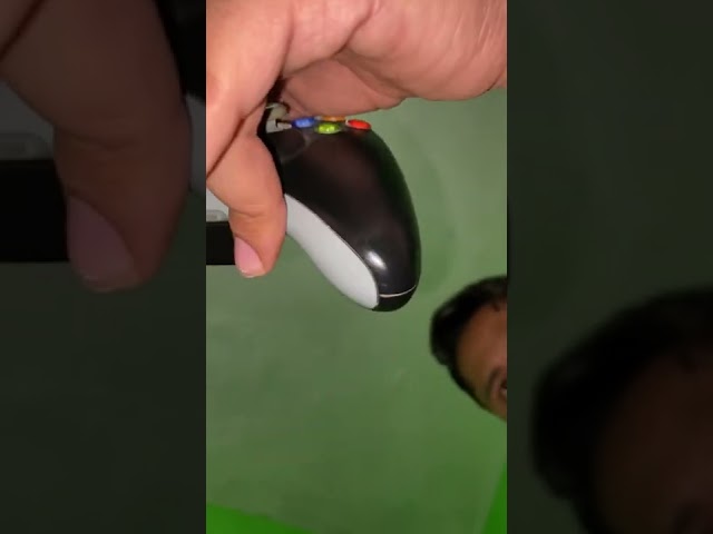 Vídeo relacionado con ECSiNG 6 Fundas de Repuesto para batería compatibles con Xbox 360, Accesorios de batería Negros