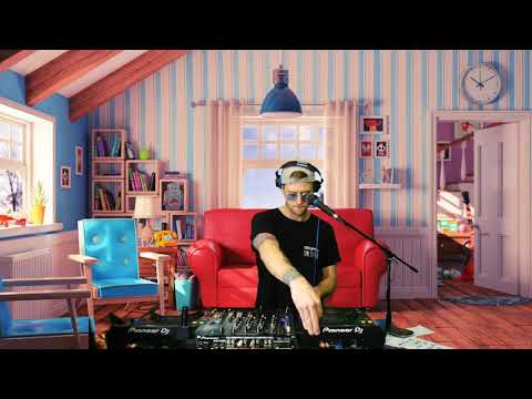 Rumpus /// Vibrancy Exhibits Vol. 2 Release Party