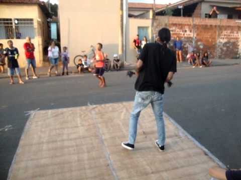 Marquinhos Malabares- CONEXÃO BOYS NAS COMUNIDADES,