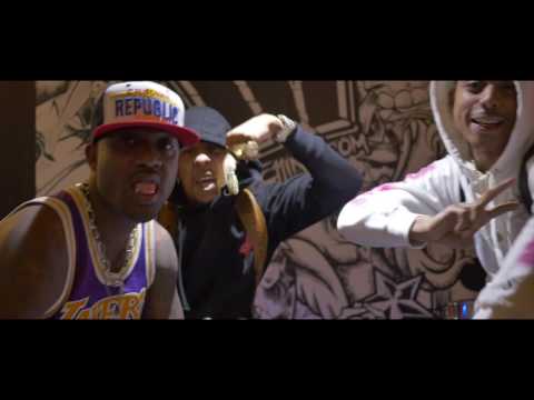 FRosTydaSnowMann ft. aLmigHty Suspect - gLoiN