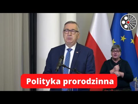 Marlena Maląg podsumowuje 2022: programy i wsparcie dla rodzin