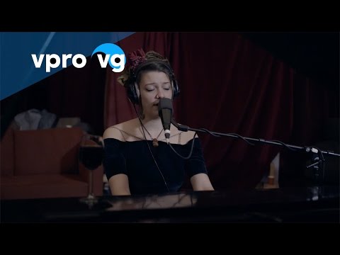 Camilla Blue analog recording session (live @Kytopia Utrecht)