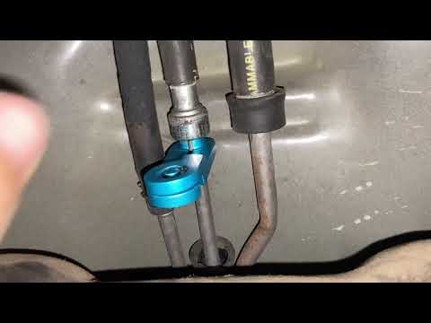 Disconnecting fuel line using OEM disconnect tool
