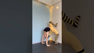 Back Walkover EASY tutorail🔥👍🏻 #gymnast #flexibility #tutorial #viral #walkover #backbend #wow