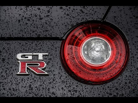 19 years Old guy drives a GTR FULL THROTTLE!!!