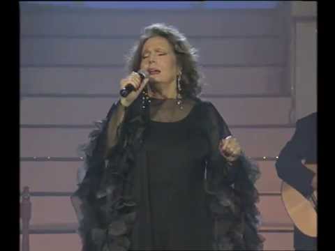 AMALIA RODRIGUES "MARIQUINHAS"