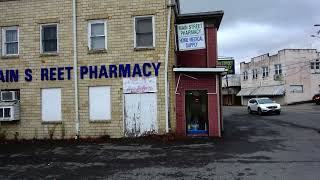 This Pharmacy was once a Funeral Home that received Hank Williams body