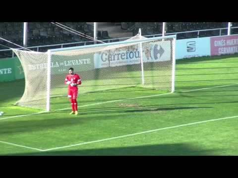 Goles Chus Hevia - Sergio Garcia al CF Villanovense