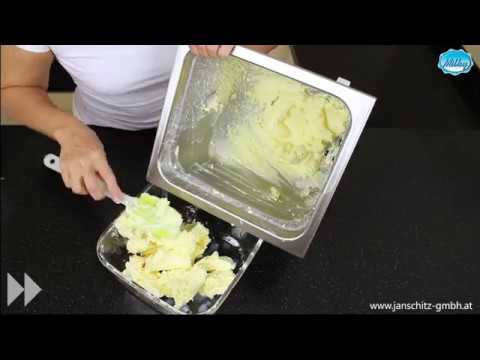 Milky Butterchurn FJ 10 Making Butter