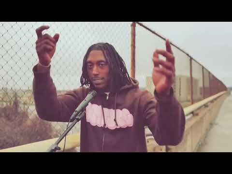 Que Heffner-Just Hadda Wait (Lyrical Relapse Mic Performance)