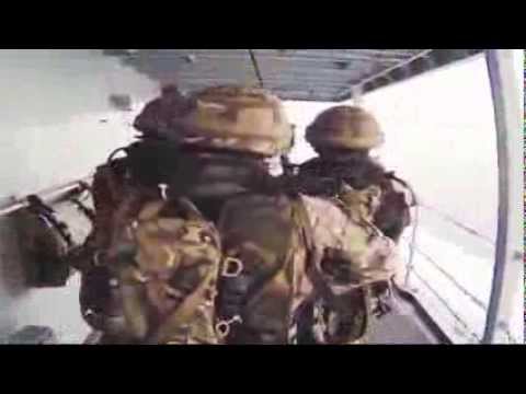 Royal Marines: демонстрация навыков абордажной команды