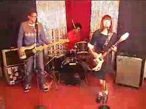 The Muffs - "Really Really Happy" Five Foot Two Records - Official Music Video