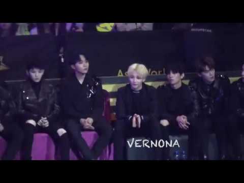 2018 MAMA in HK SEVENTEEN React to IZ*ONE "La Vie en Rose"