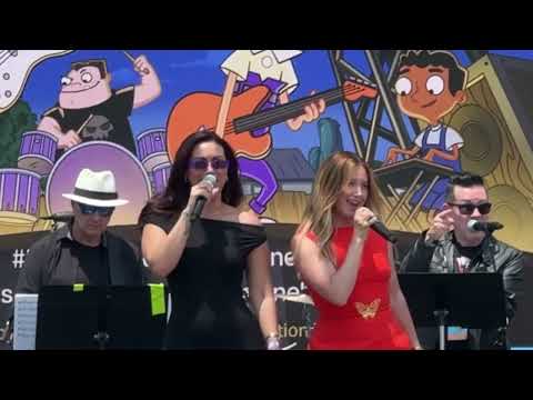 Ashley Tisdale & Olivia Olson sing Busted Phineas and Ferb Premiere