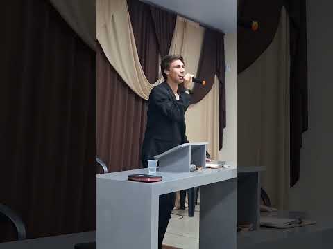 Cantor Diego Ferraz na igreja assembléia de deus em Cantagalo-PR