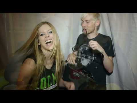 Avril Lavigne and Evan Taubenfeld - Bite me (acoustic)