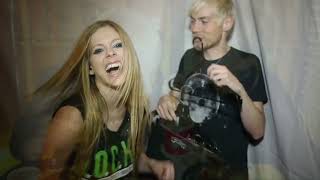 Avril Lavigne and Evan Taubenfeld - Bite me (acoustic)