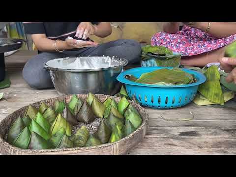 Khmer traditional cake: Nom Korm