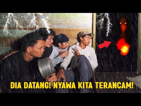 WE ARE DESPERATELY CAMPING IN THE HOUSE OF A KALIMANTAN KUYANG FOLLOWER! OUR LIVES ARE THREATENED...