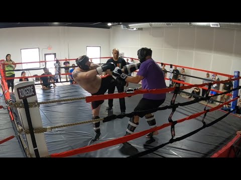 Exhibition Fight | Michael Hooker 5’9” 208lbs - Allen Troutt 6’5” 234lbs | Sparbecue 2021 in Dallas