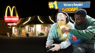 Playing Fortnite Overnight IN MCDONALDS (UNLIMITED FOOD)