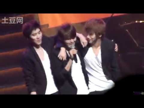 [Byeolx3自拍]kyuwook 賢旭 100801.K.R.Y日本演唱会.2PM-TheNightChicagoDied主艺.f4v