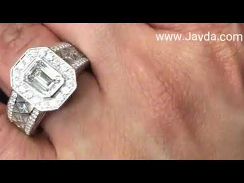 Such a Lovely Emerald Diamond Engagement Ring 14K White Gold