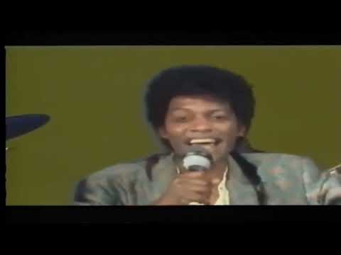 Klody Ndongala - Commandez Sans Problèmes 