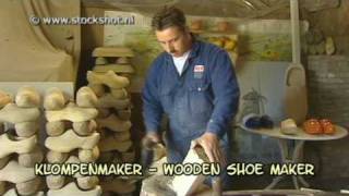 preview picture of video 'de klompenmaker / how to make wooden shoes'