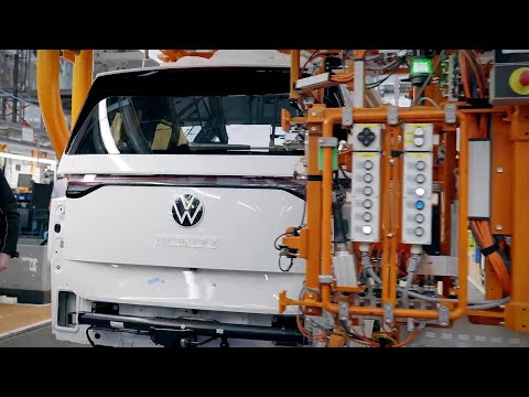 , title : '2023 Volkswagen ID.Buzz Production in Germany'