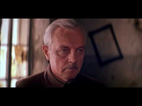 Кирилл Лавров в фильме "Тайная прогулка". 1985 год.