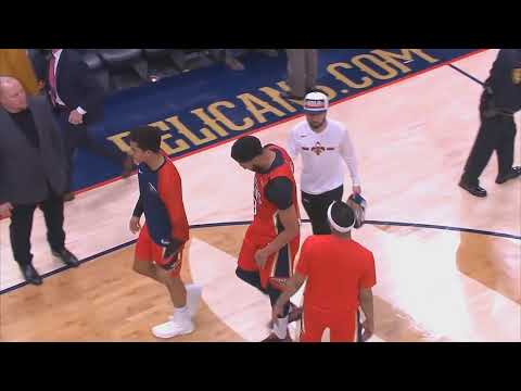 Anthony Davis Fakes Injury  Suffers Shoulder Injury & Leaves The Game! Thunder vs Pelicansvia torchb